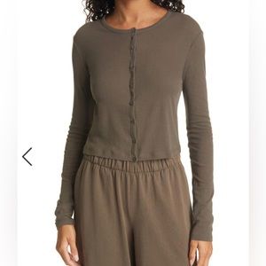 Vince brown sweater in XXS, never been worn, new with tags on